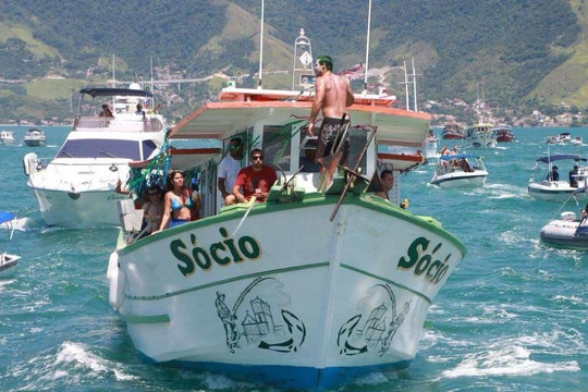 Barco Socio - Pesca e Passeio-圣塞巴斯蒂昂必去景点