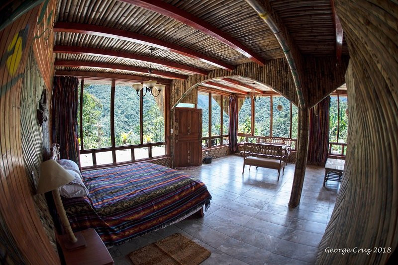 San Jorge de Tandayapa Hummingbird Sanctuary & Lodge