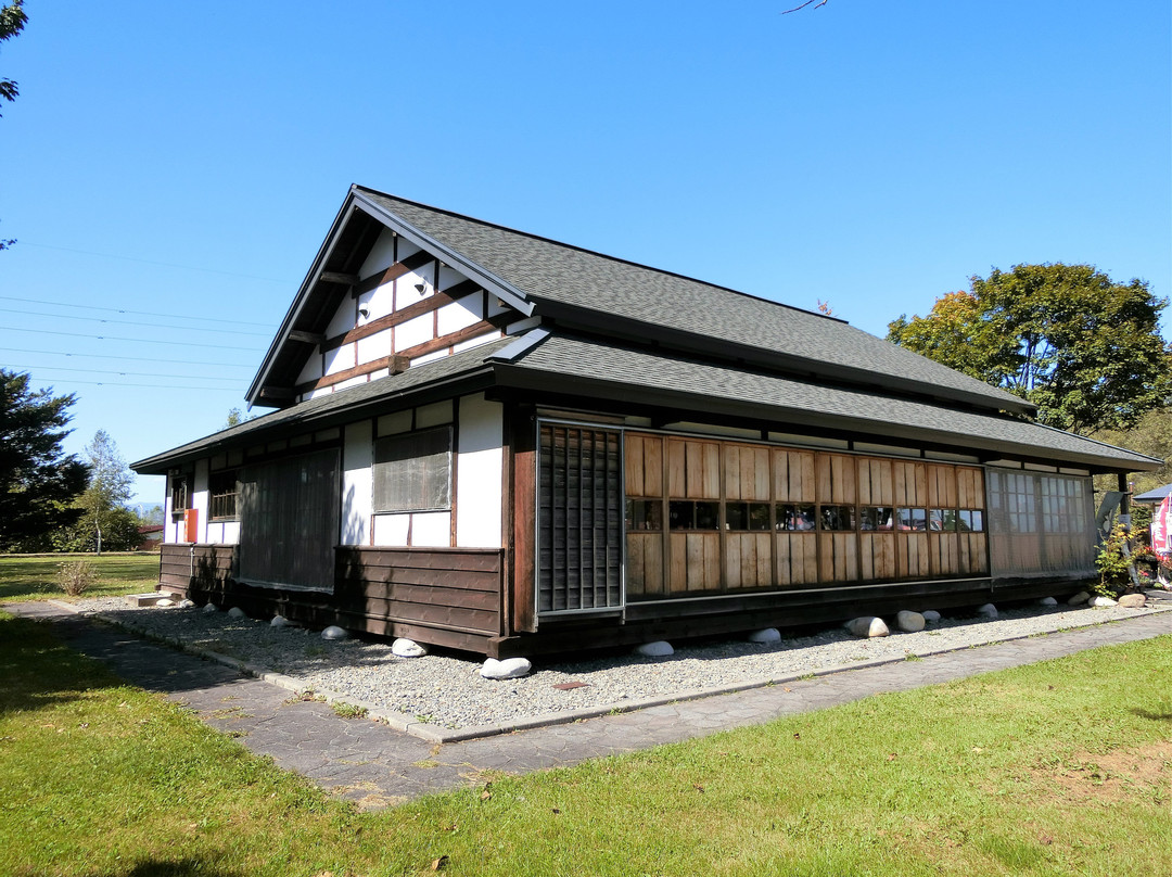 Kaitaku Memorial Hall景点图片