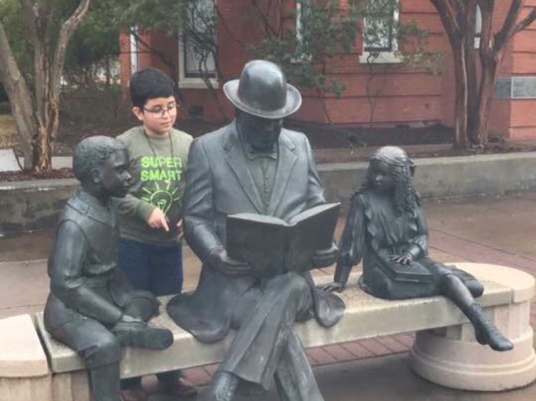 Carnegie Center of Brazos Valley History-布赖恩必去景点