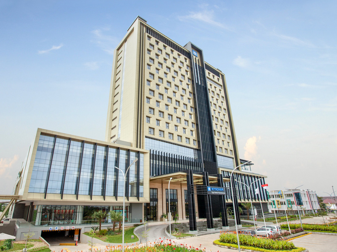 Wyndham Opi Hotel Palembang主图