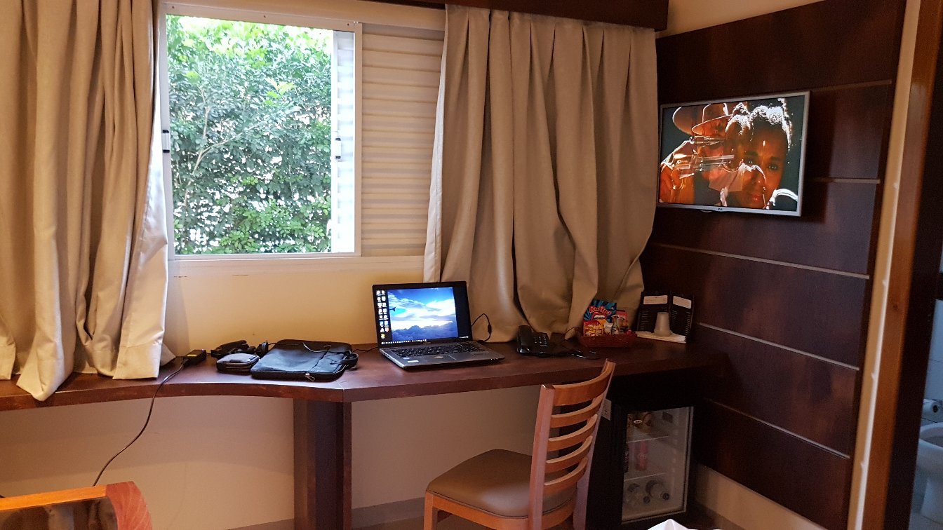 Caleche Park Hotel-官方