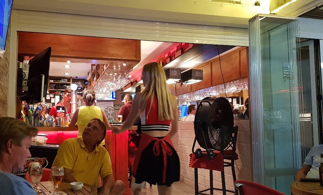 JJ’s Bar景点图片