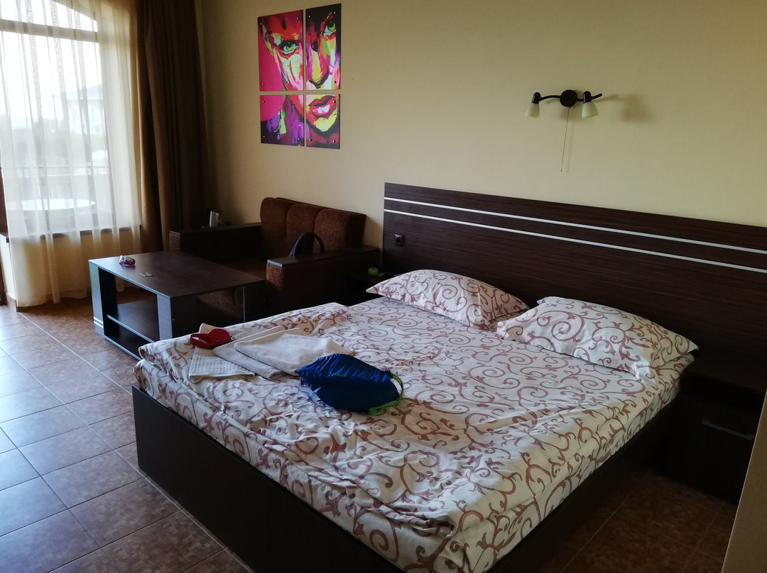 Caramel Hotel