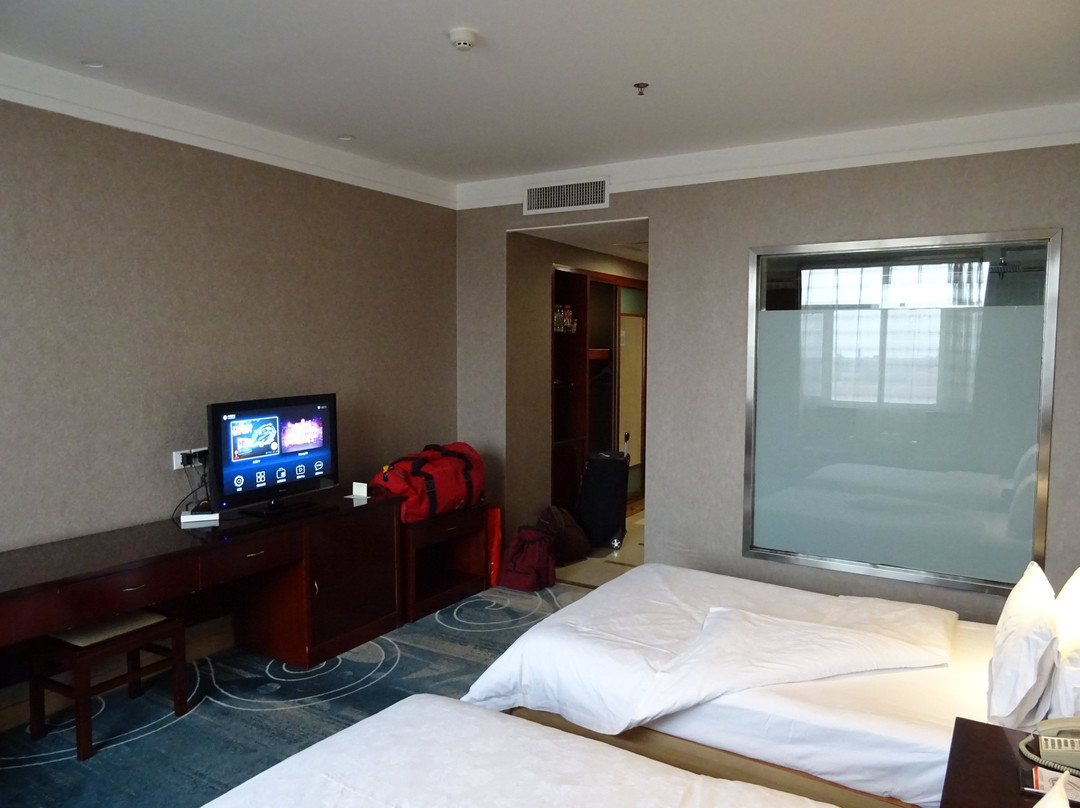 丽都大酒店主图