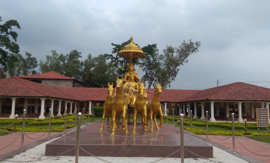 Shashwat Dham-Parasi必去景点
