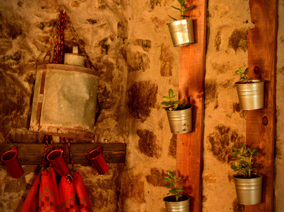 Karditsa Region餐馆和美食-Istorikos Kostoulas i Kastania