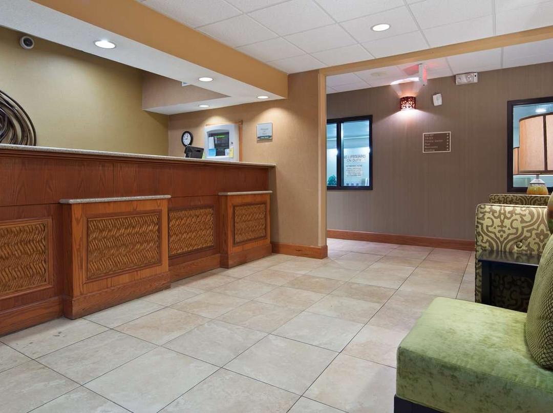 Best Western Plus Mishawaka Inn主图