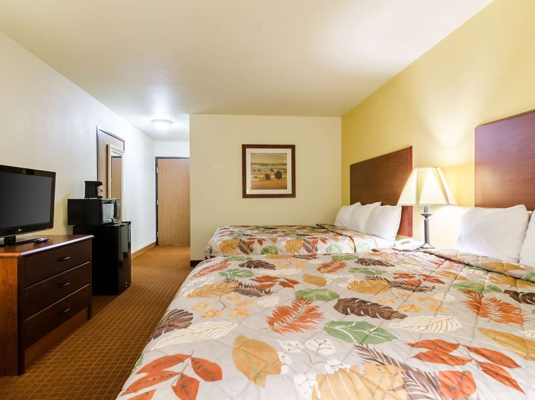 Park View Inn & Suites主图