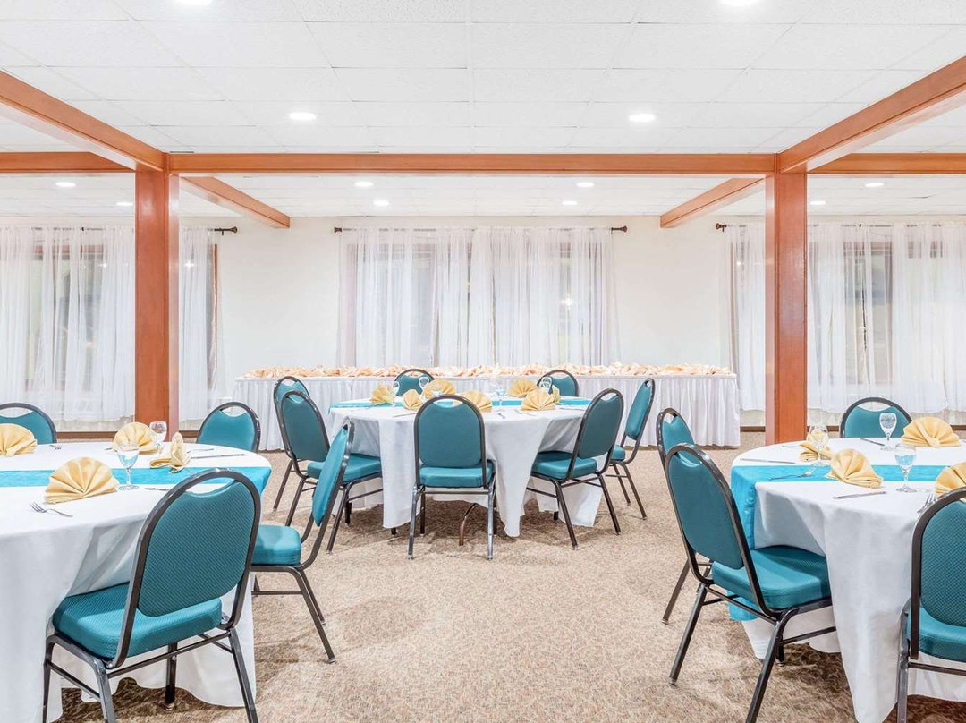 朱诺机场旅者之家酒店主图