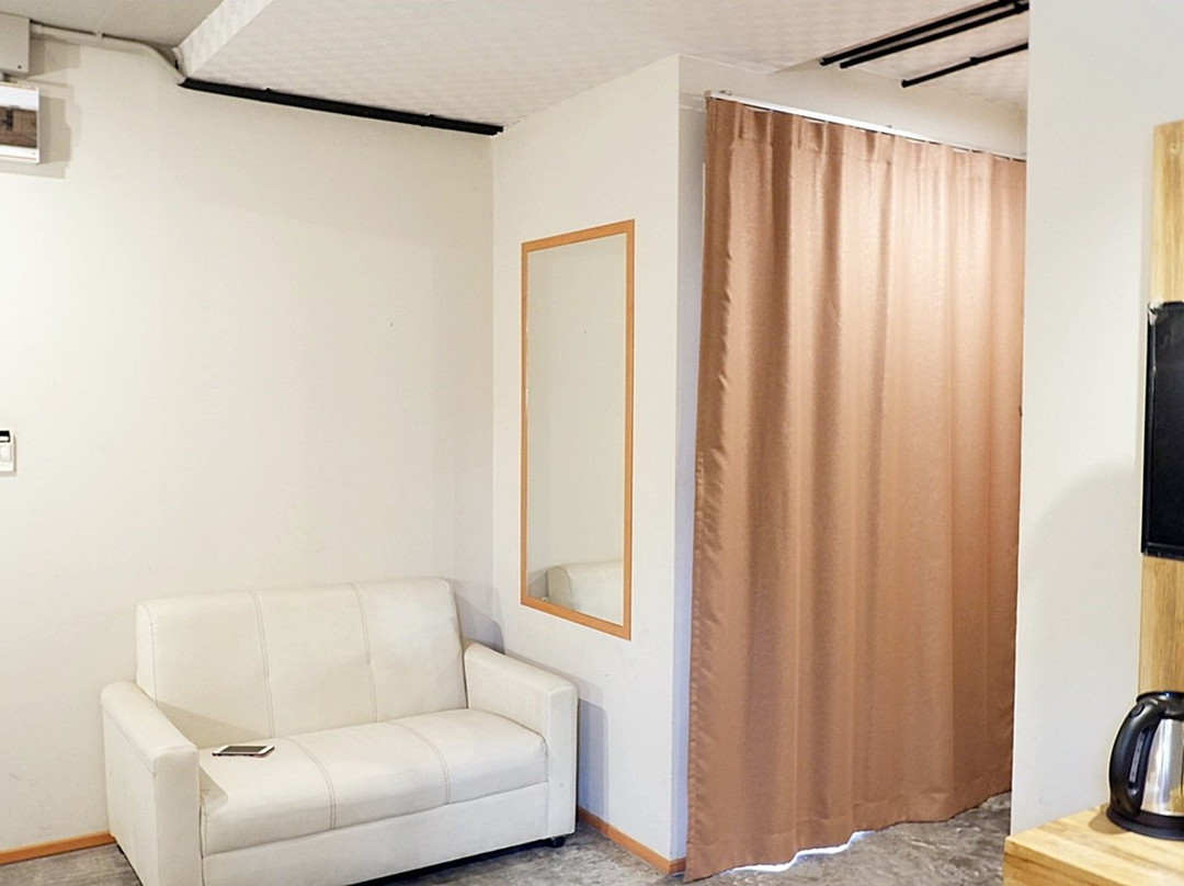 iZEN Plus Budget Hotels and Residences主图