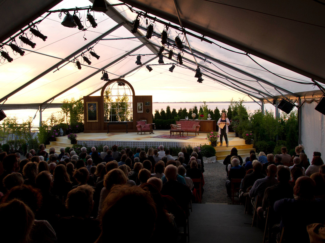 Beach House Theatre-素里必去景点