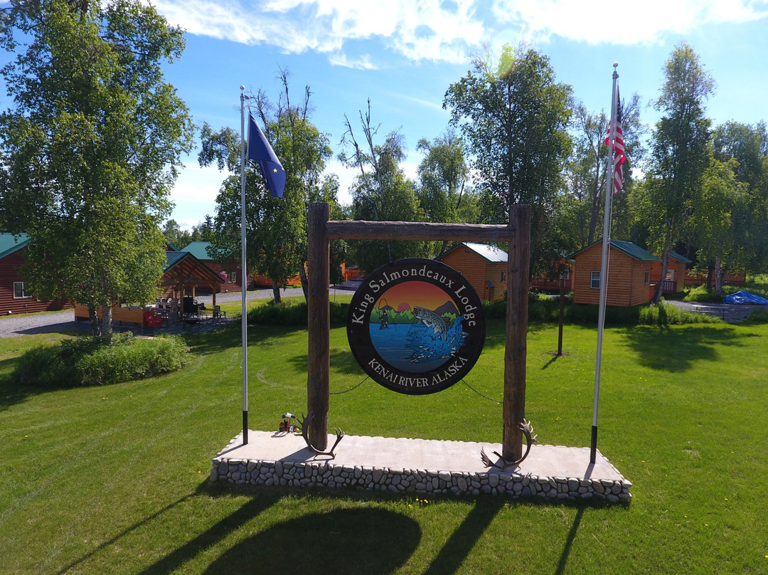 King Salmondeaux Lodge
