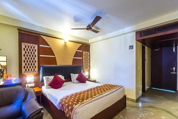 Hotel Rajasugam