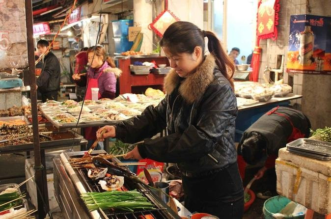 像当地人一样吃：上海夜间美食之旅-上海市必去景点