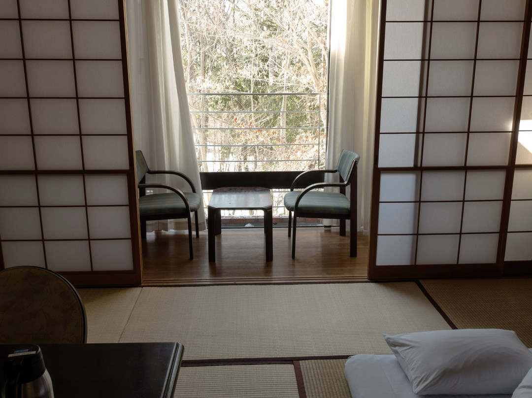 湖村苏扎索酒店主图