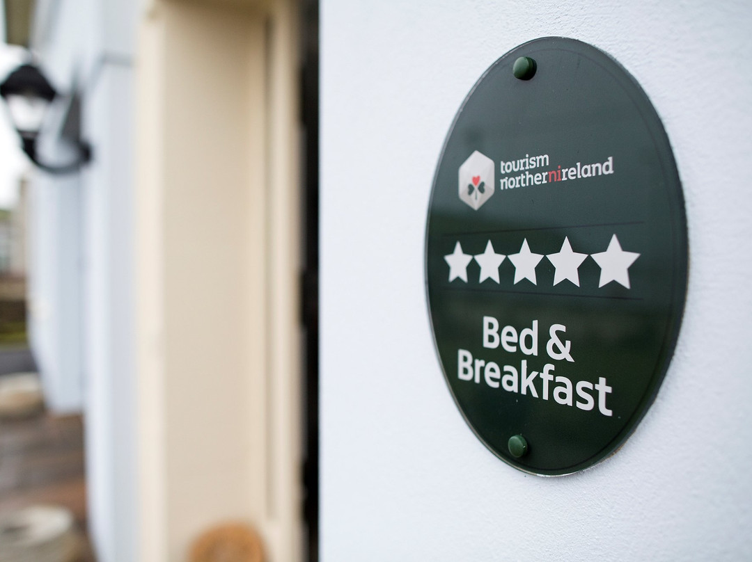 Water's Edge Glenarm Bed and Breakfast主图