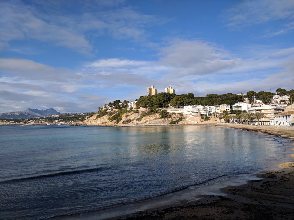 莫拉伊利亚酒店住宿-Hotel Manet