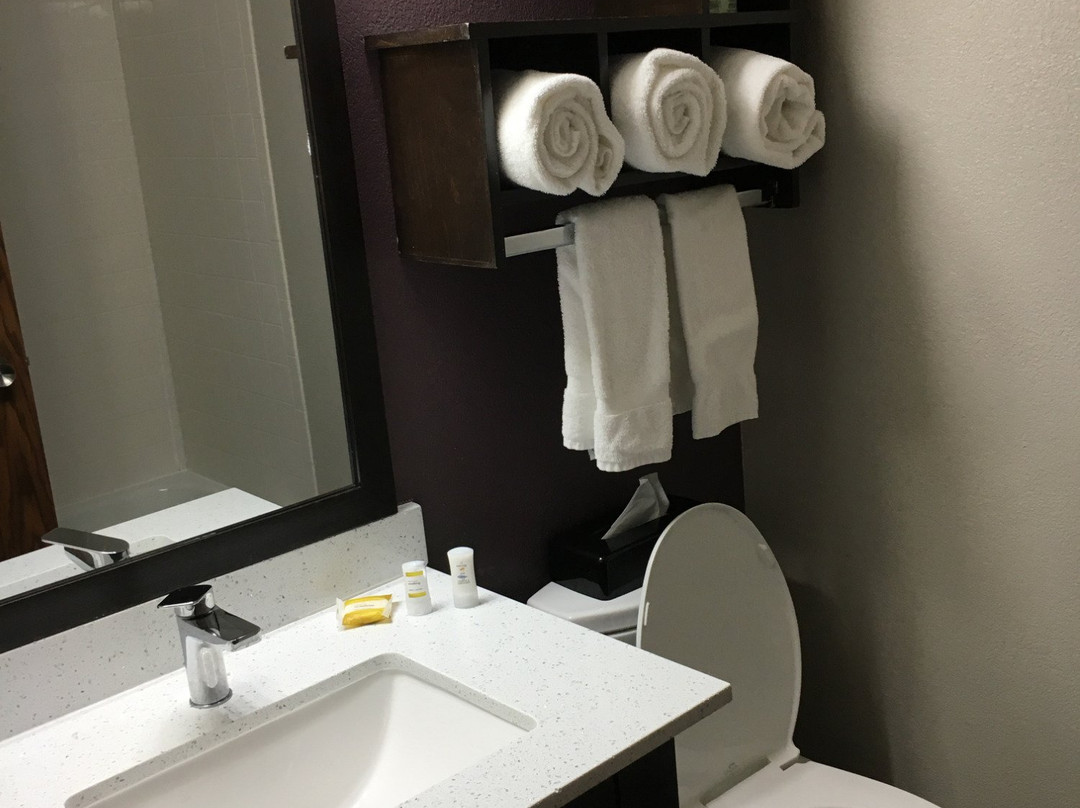 La Quinta Inn & Suites by Wyndham Sturbridge主图