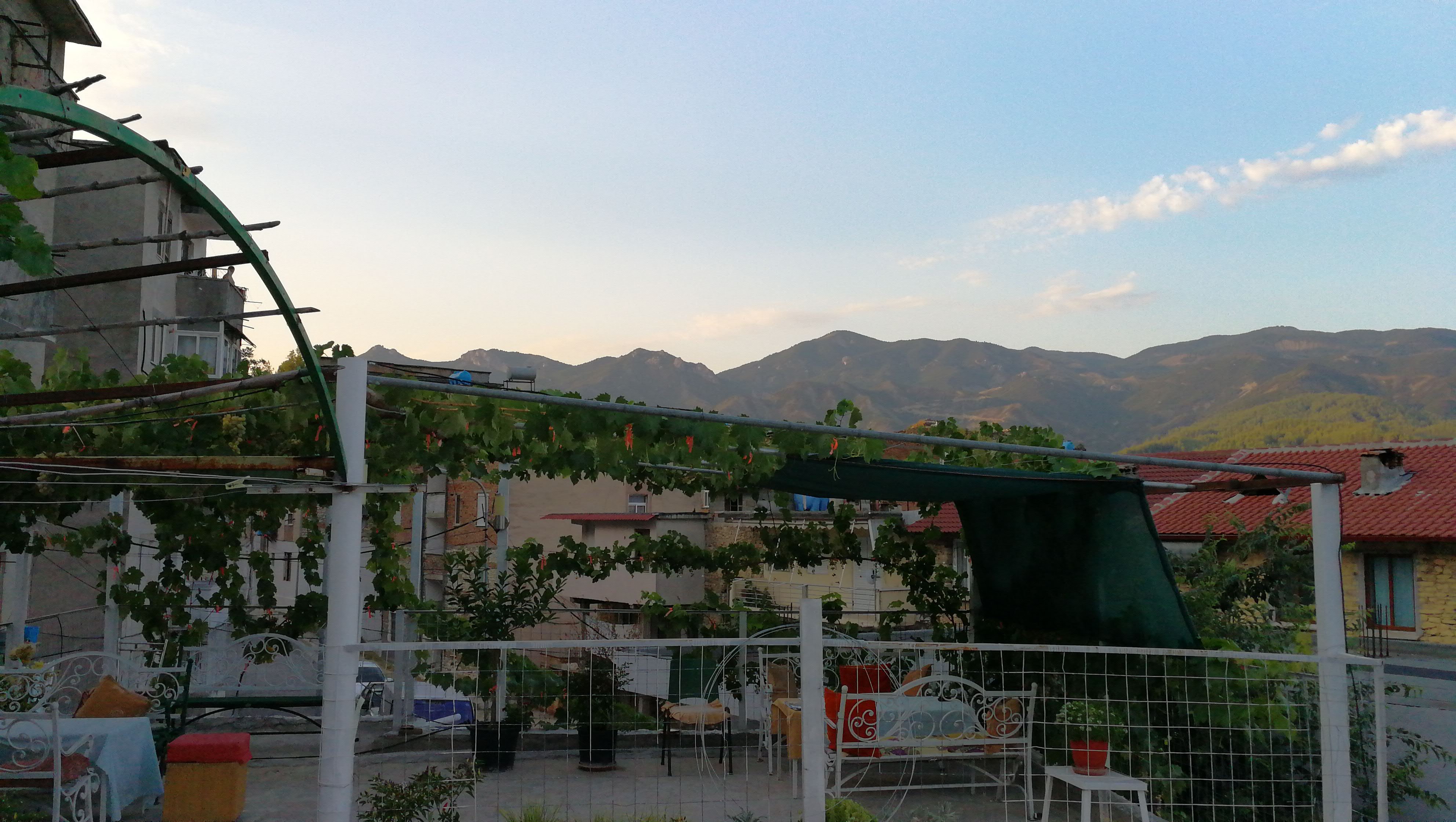 Ilir Guest House 1-官方