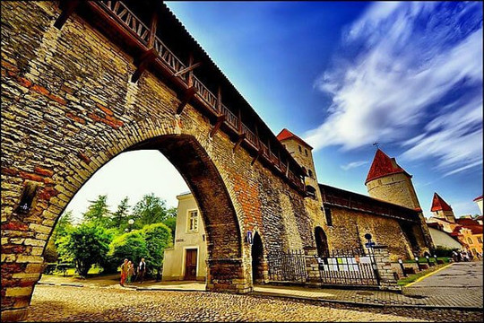 Walks In Europe-塔林必去景点