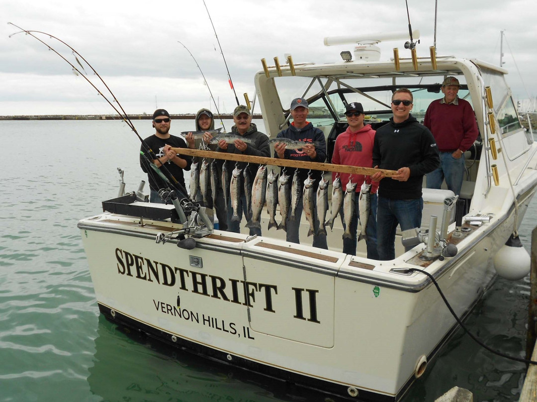 Captain Don’s Charter Service-Waukegan必去景点