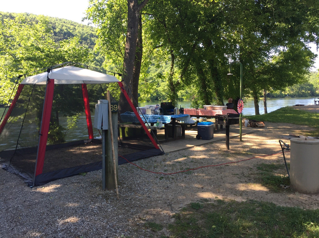 Bull Shoals-White River State Park景点图片