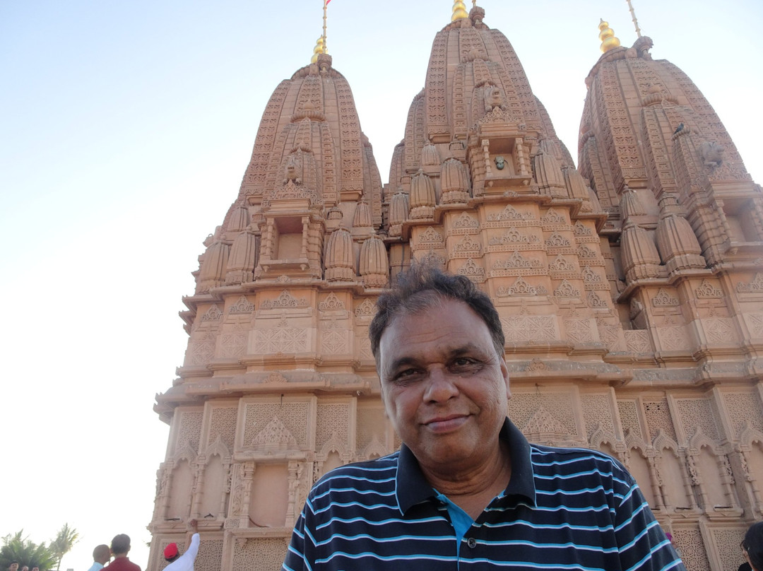 Shri Swami Narayan Temple-Valsad必去景点