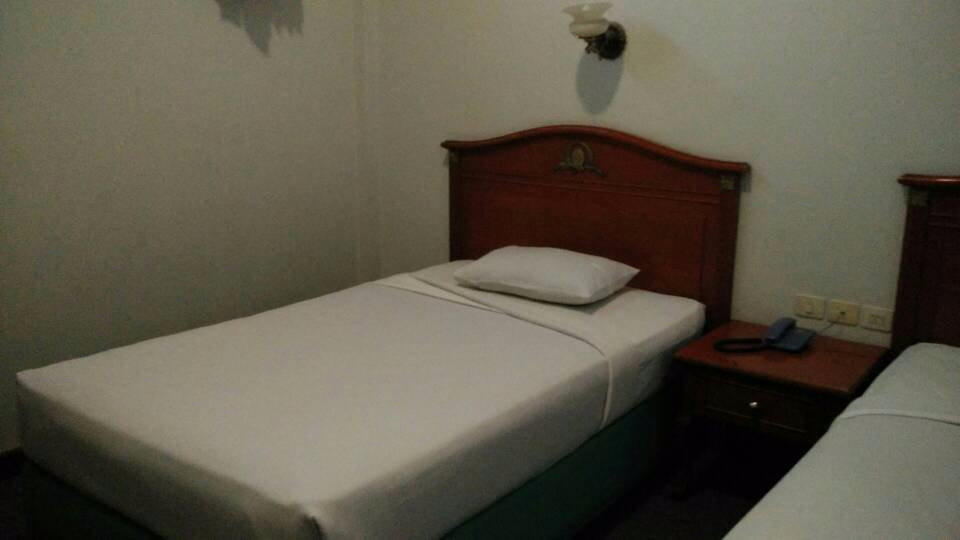 Sampang酒店住宿-Hotel & Restoran Putri