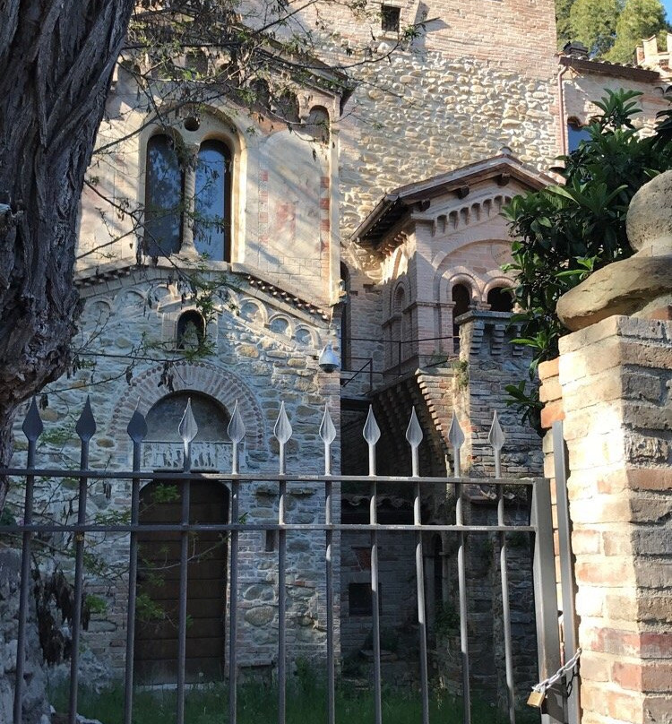 Castello Della Monica-泰拉莫必去景点