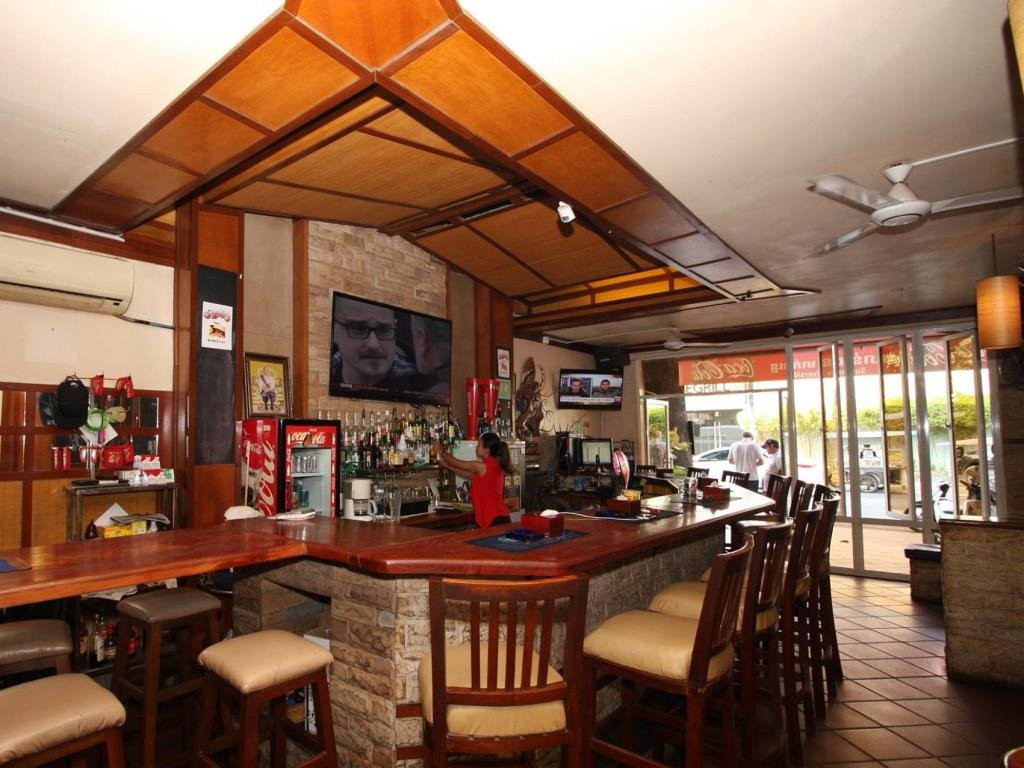 Svay Chrum Commune酒店住宿-Bar Oz Riverside Guesthouse