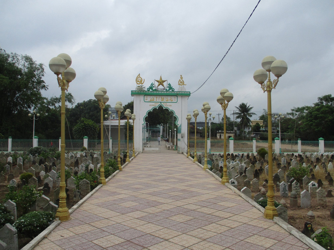Mosque Jamiul Azhar-朱笃必去景点