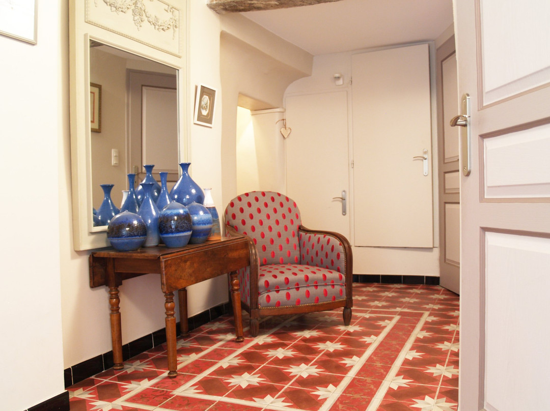 Le Castellet酒店住宿-Le Mûrier Bleu