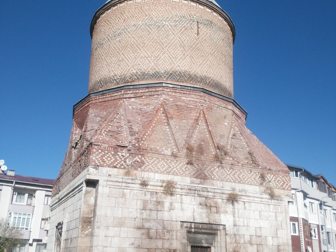 Seyh Hasan Bey Kumbeti (Guduk Minare)