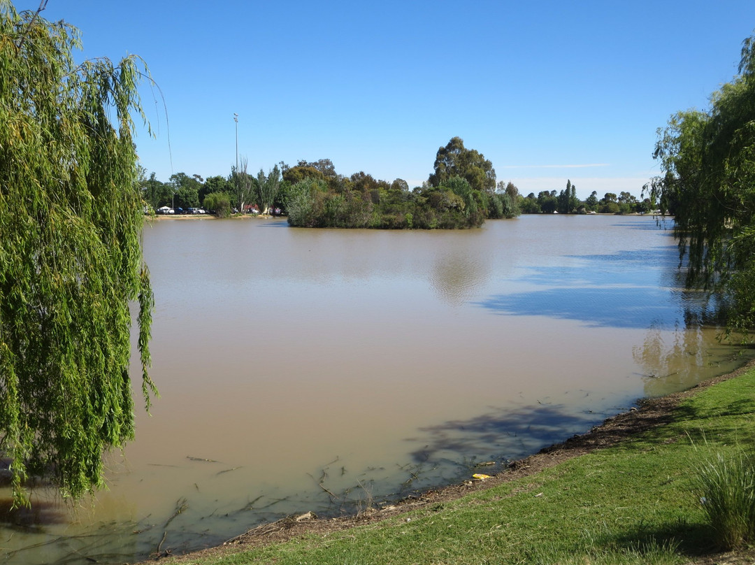 Lake Victoria-Maryborough必去景点