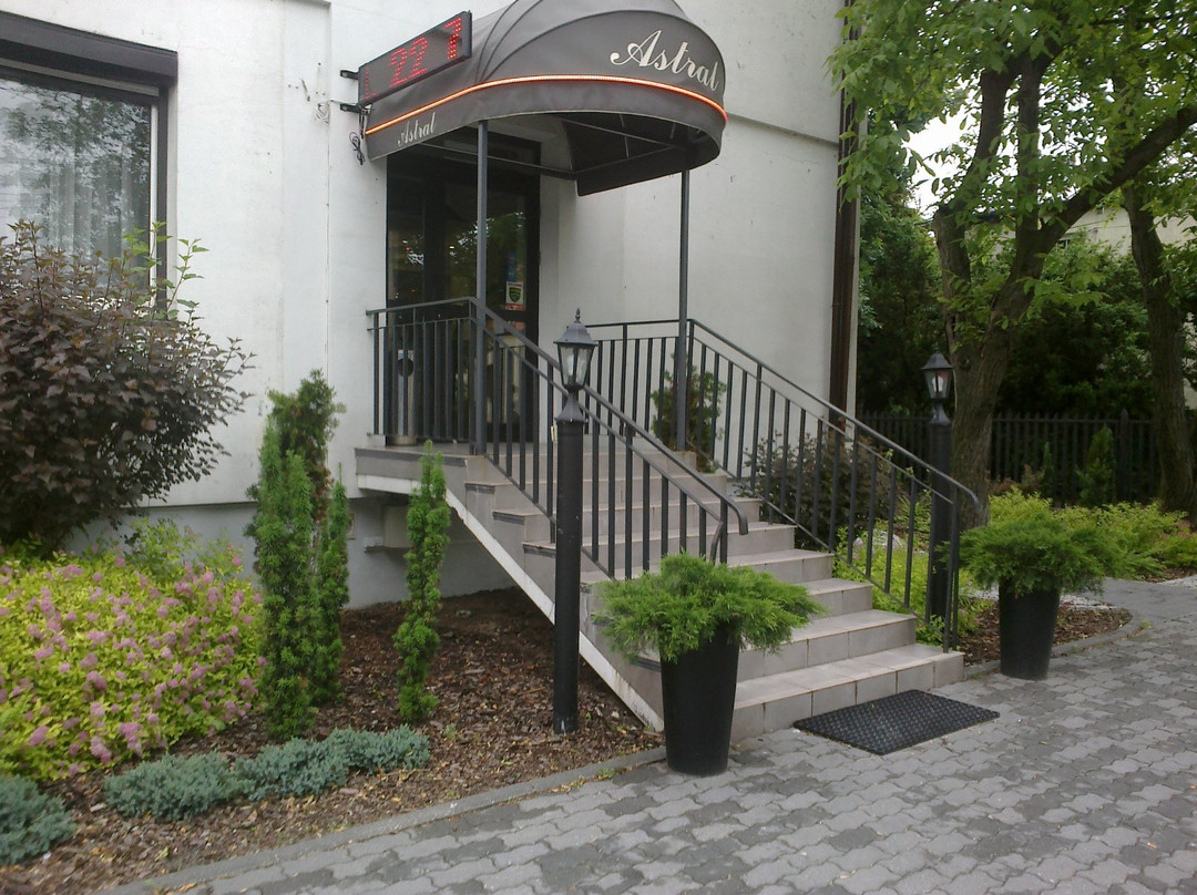 Magdalenka酒店住宿-Astral Hotel