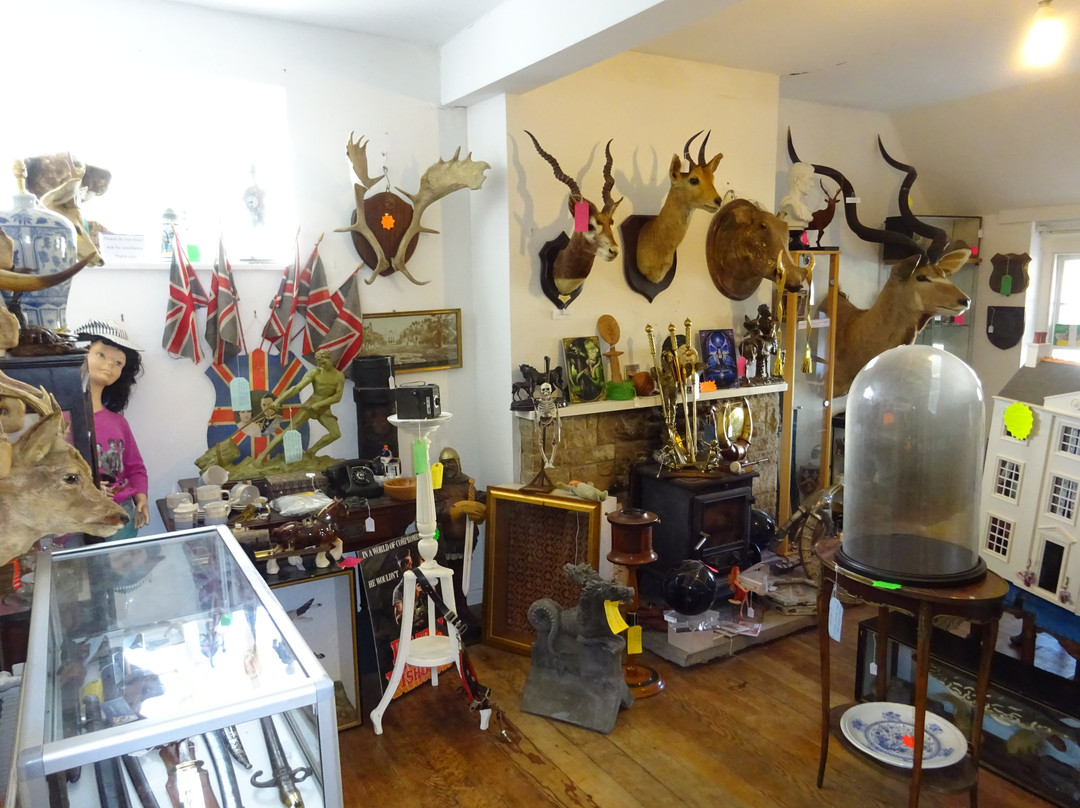 The Old Forge Antiques-斯沃尼奇必去景点