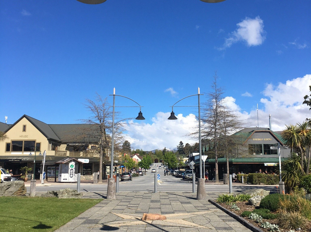 Wanaka Fine Art Gallery