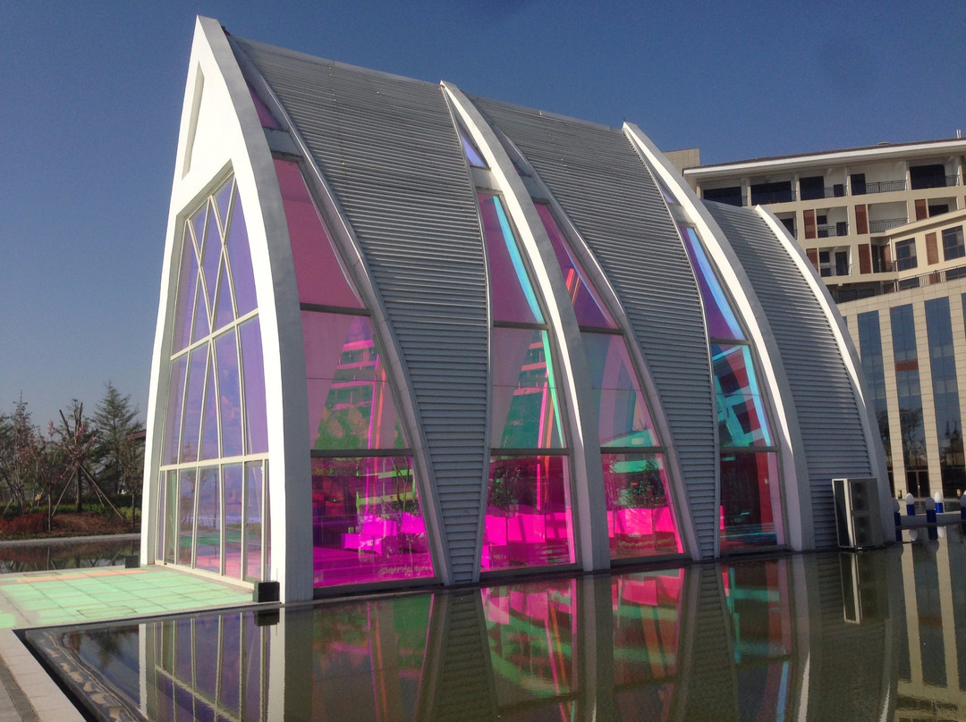 倪氏海泰君廷度假酒店主图