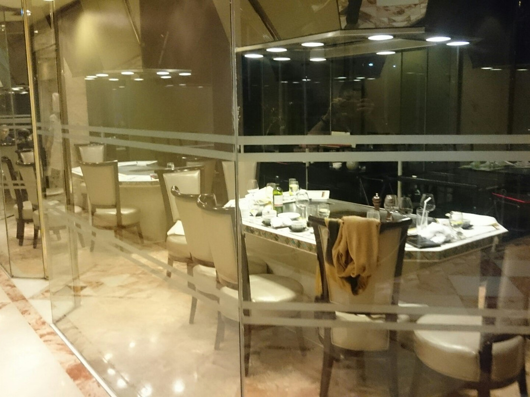 Yurakuen Japanese Restaurant