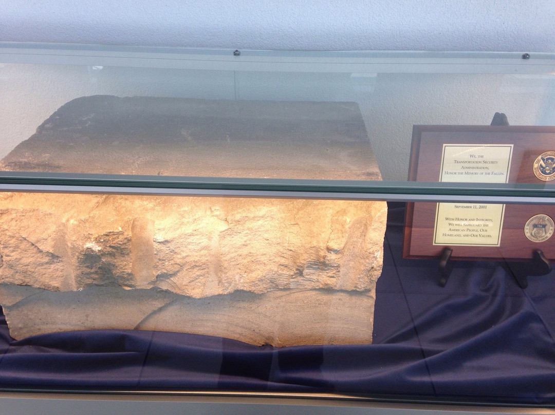 Yeager Airport Observation Area-查尔斯顿必去景点