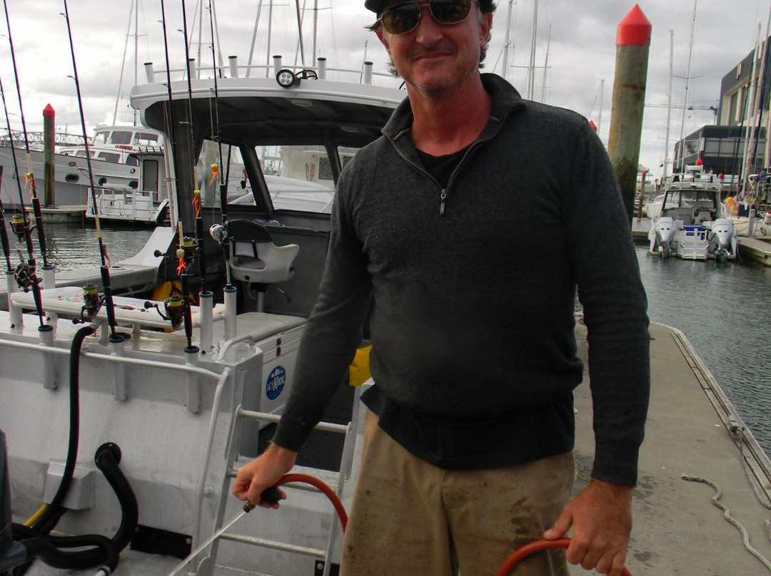 Snap Fishing Ventures-奥拉迪亚必去景点