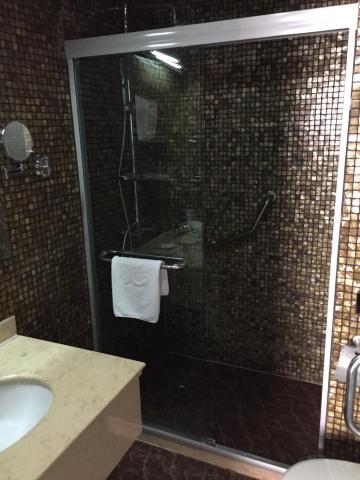 上海宜兰贵斯酒店广东路店-浴室