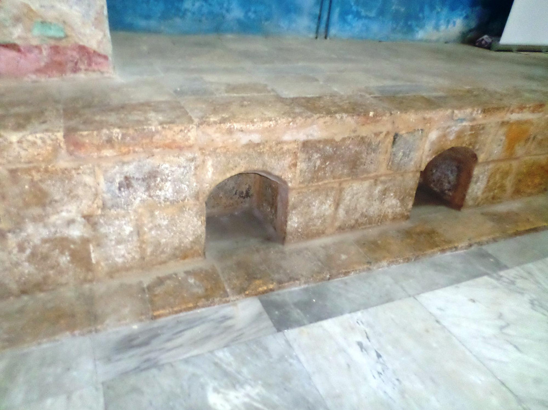 Ezzeddine Hammam-的黎波里必去景点