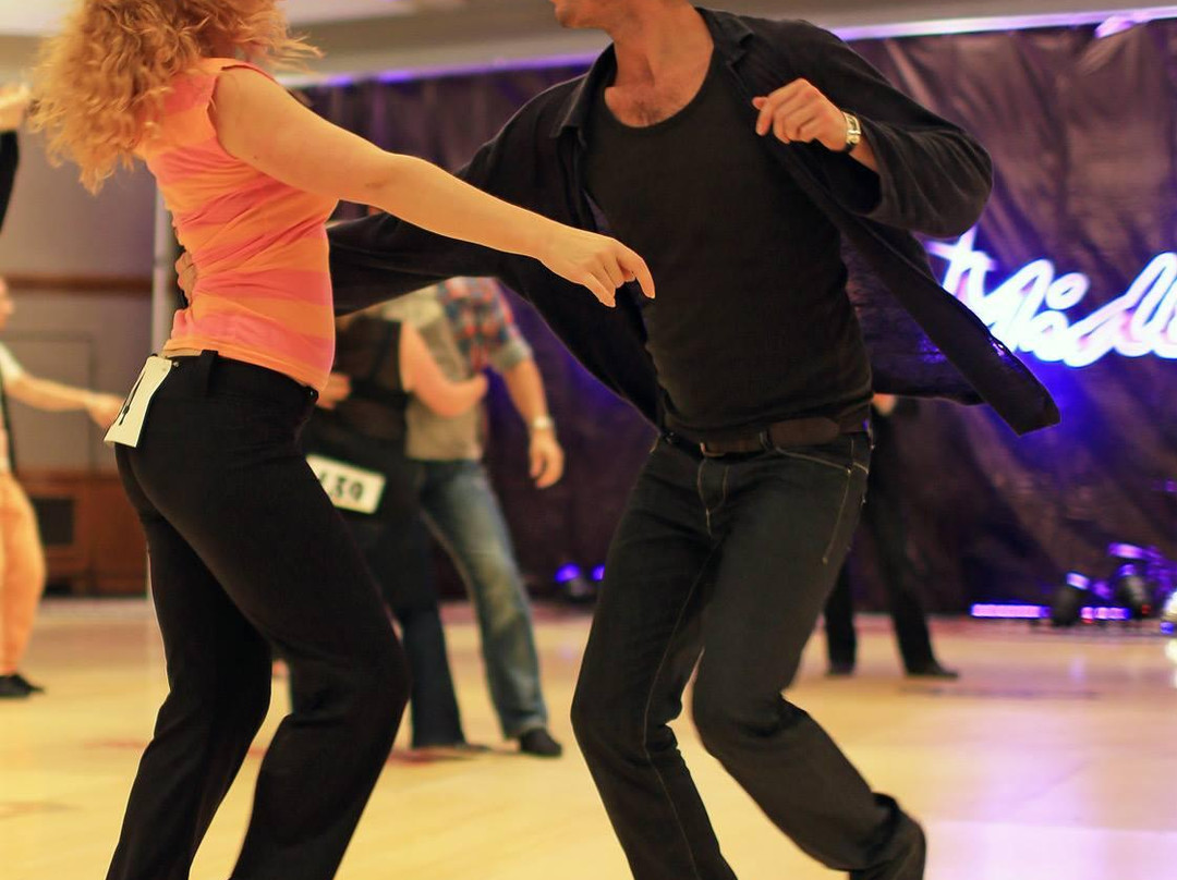 Olivier Ansel Cours De Danse-Le Vivier-sur-Mer必去景点