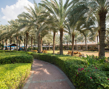 珊瑚海滩度假酒店