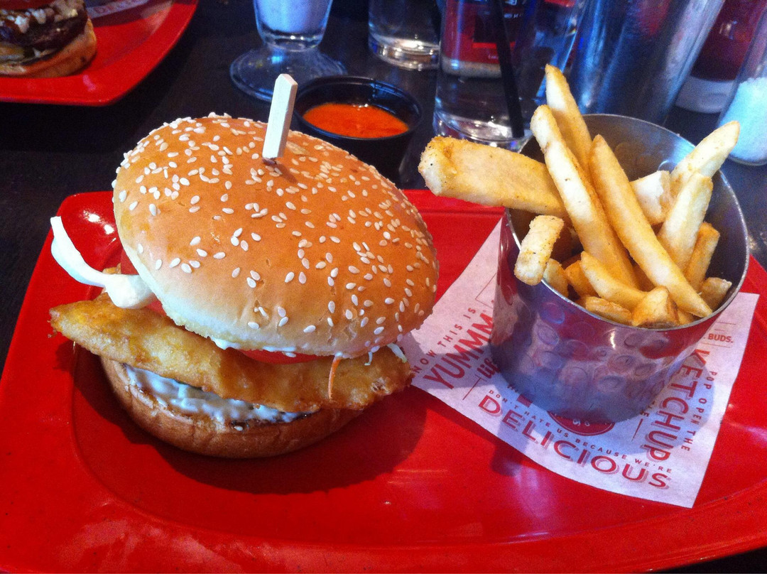 Red Robin Gourmet Burgers And Brews