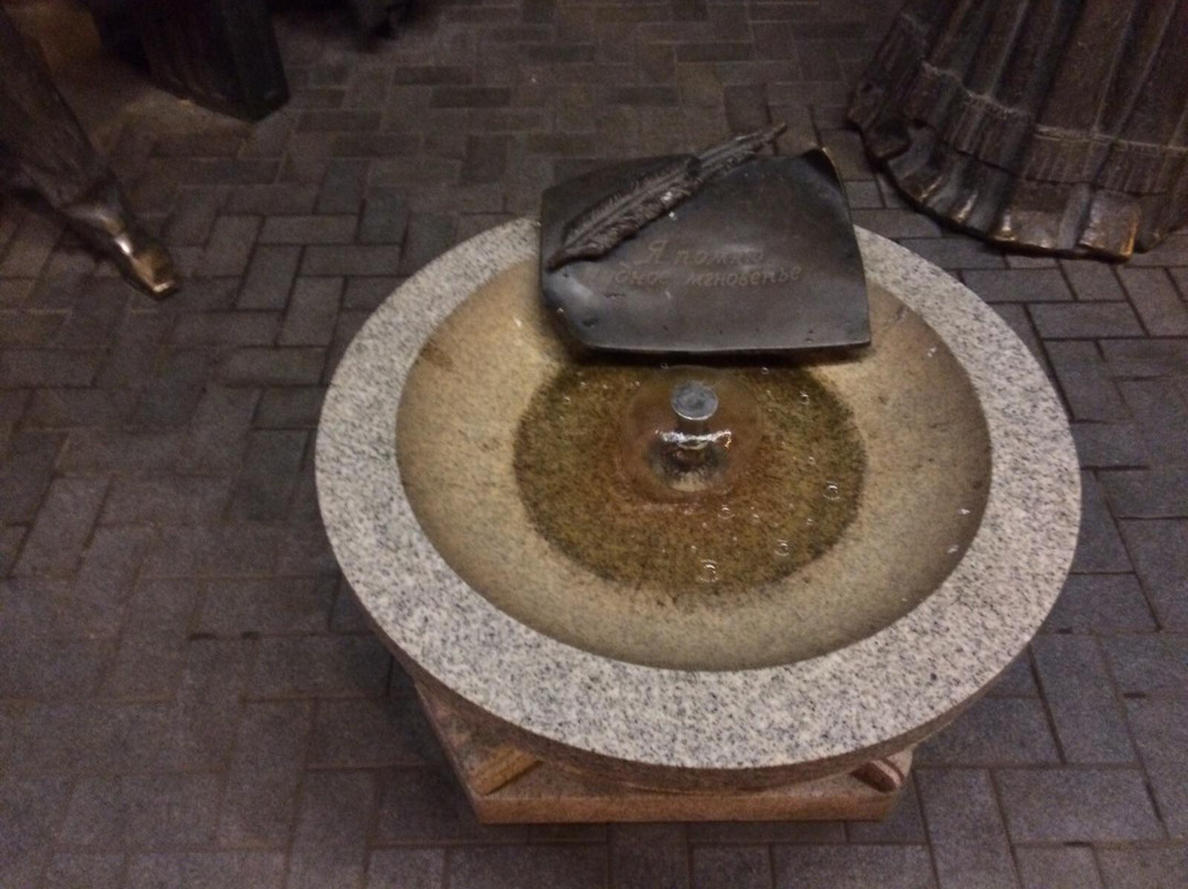 Monument to Pushkin and Goncharova-克拉斯诺亚尔斯克必去景点