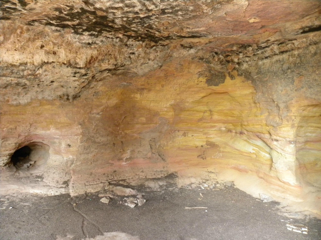 Siyot Caves-Kutch必去景点