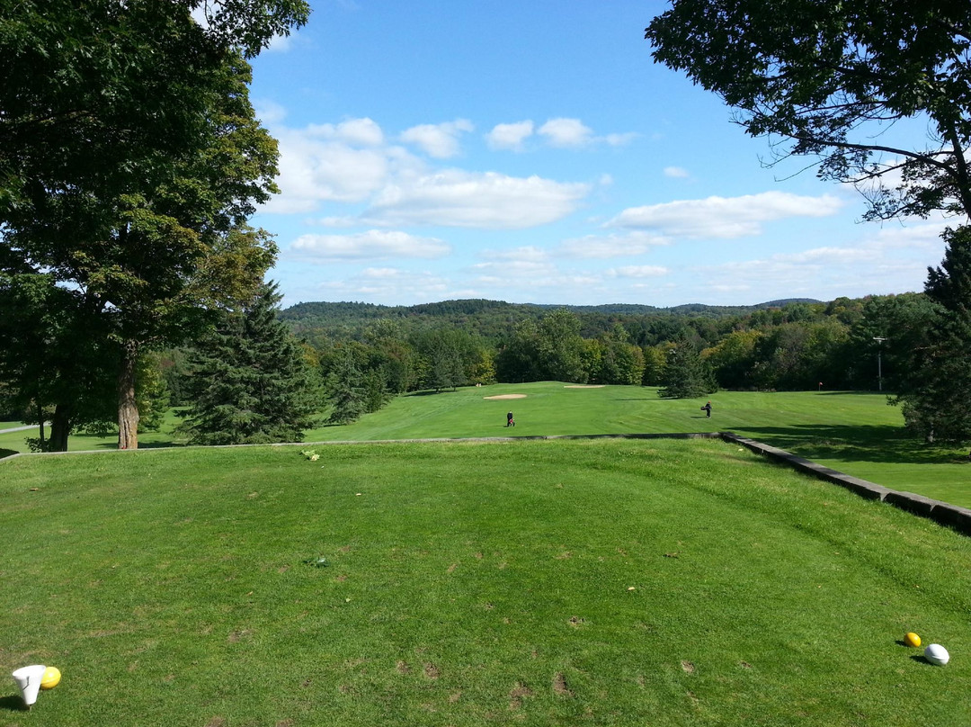 Larrimac Golf & Tennis Club-Chelsea必去景点